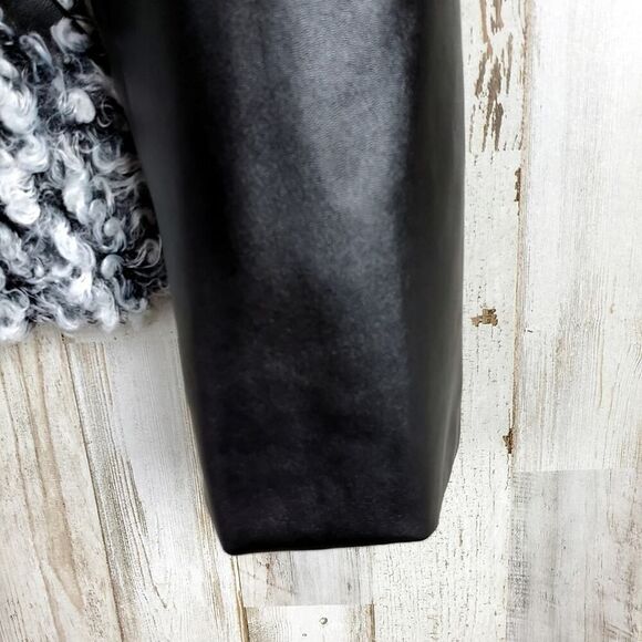 Mishca Vegan Leather Faux Fur Studded Jacket Size Small - Picture 10 of 12